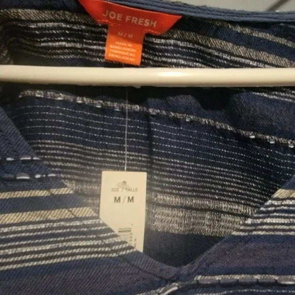 Joe Fresh Top - Picture 3 of 5